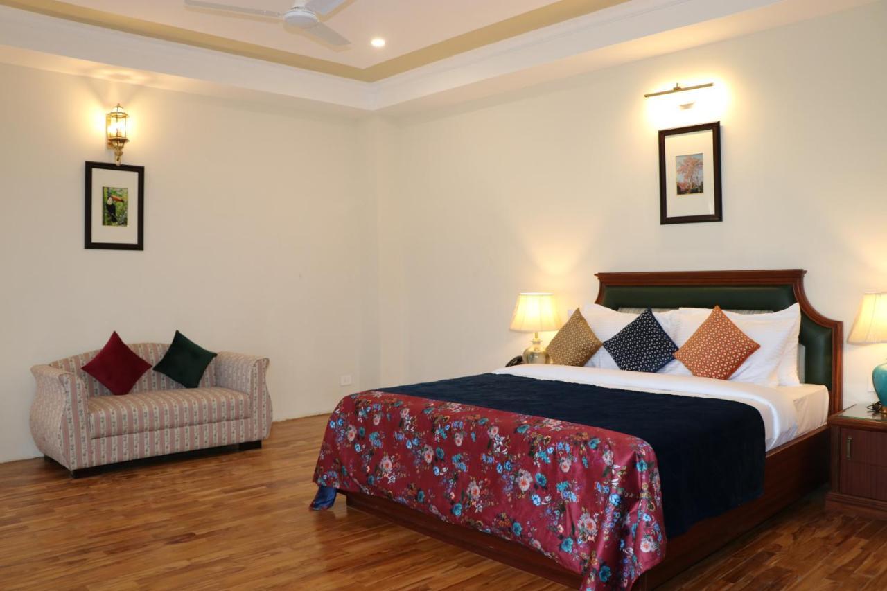 Royale De' Casa Resort Kaziranga Exterior photo