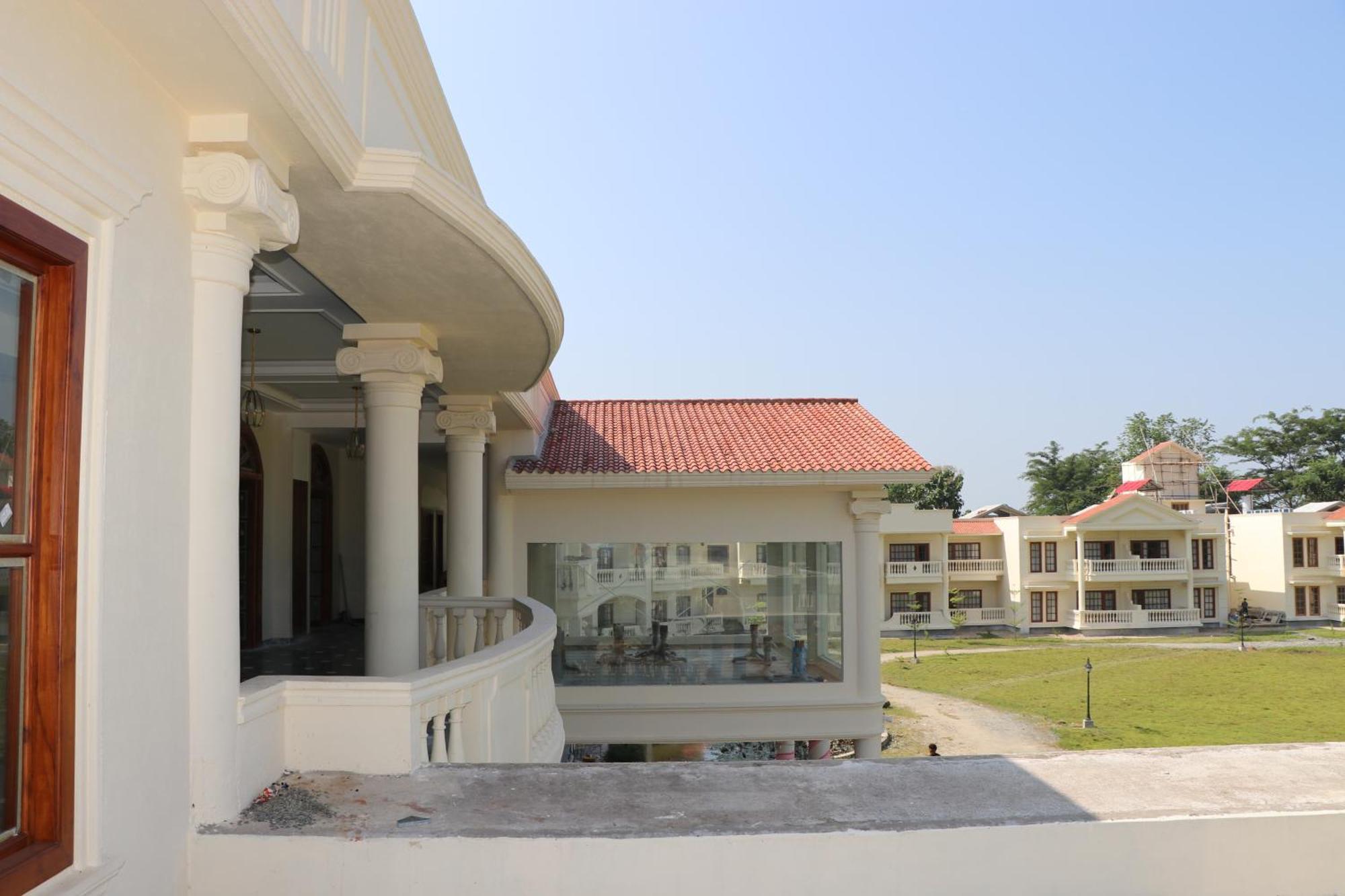 Royale De' Casa Resort Kaziranga Exterior photo